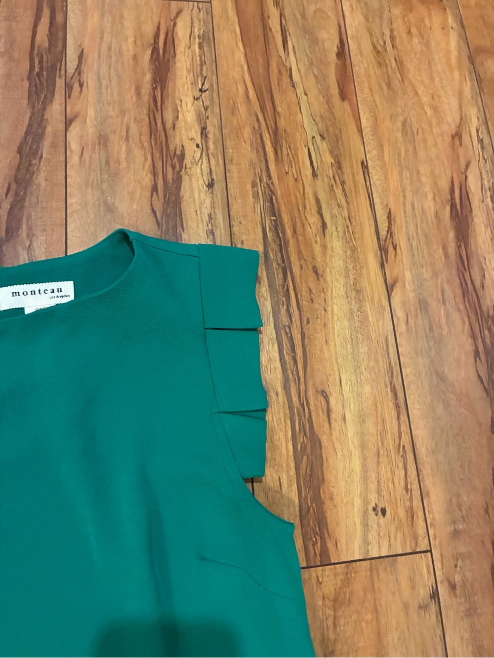 Monteau Green Ruffle Sleeve Shell Top - Picture 2 of 4